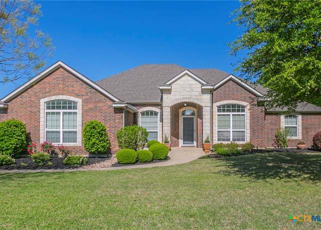 Property at 3211 Canyon Heights Rd, Belton, TX 76513, 4 beds, 2.5 baths