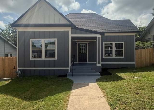 Property at 809 N Main St, Temple, TX 76501, 3 beds, 2 baths