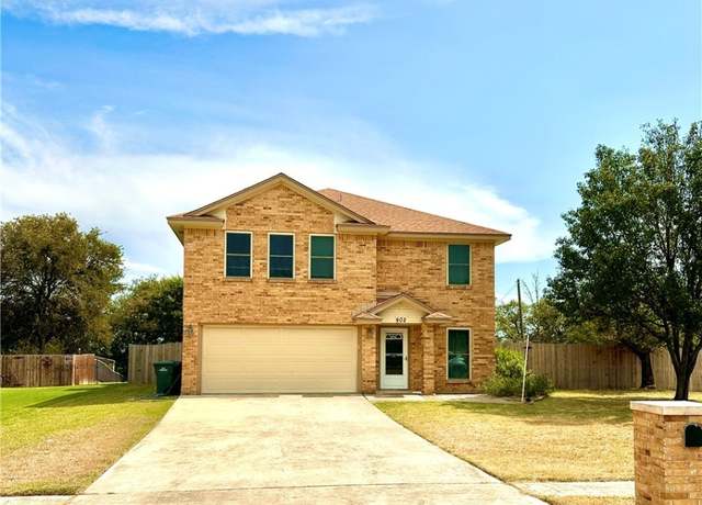 Property at 902 Tank St, Copperas Cove, TX 76522, 4 beds, 2.5 baths