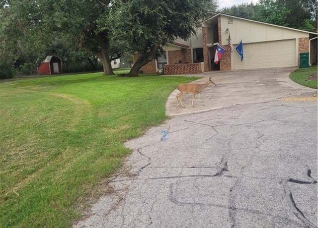 Property at 2007 Hannahawk Cir, Harker Heights, TX 76548, 3 beds, 2 baths