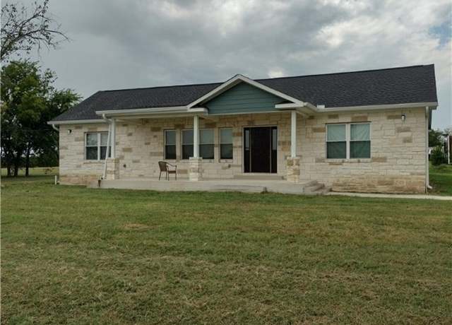 Property at 1110 N 42nd St, Temple, TX 76501, 3 beds, 2 baths