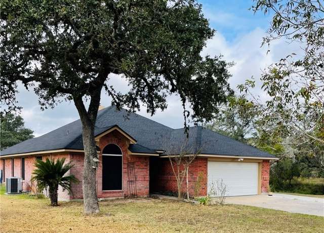 Property at 2110 Live Oak Rd, Cuero, TX 77954, 3 beds, 2.5 baths