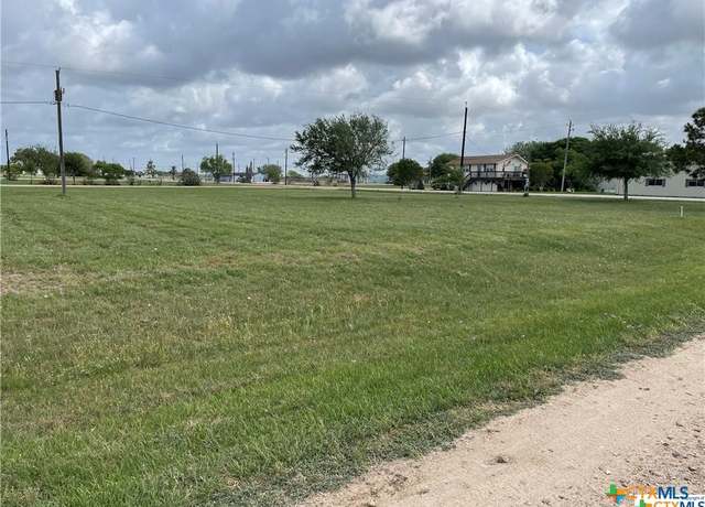 Property at 1454 Curlew Dr, Palacios, TX 77465