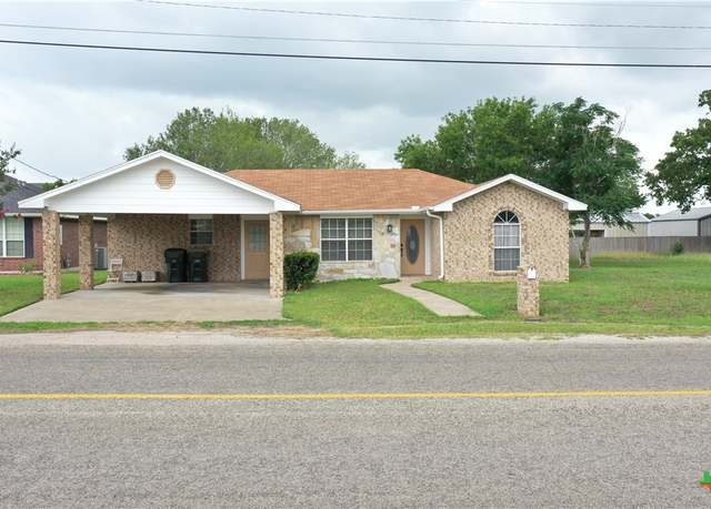 Property at 901 E Sarah St, Cuero, TX 77954, 3 beds, 2 baths