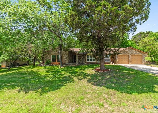 Property at 1116 Cedar Oaks Ln, Harker Heights, TX 76548, 4 beds, 2 baths