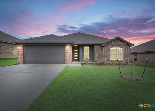 Property at 1302 Campbelton Dr, Temple, TX 76504, 4 beds, 2 baths