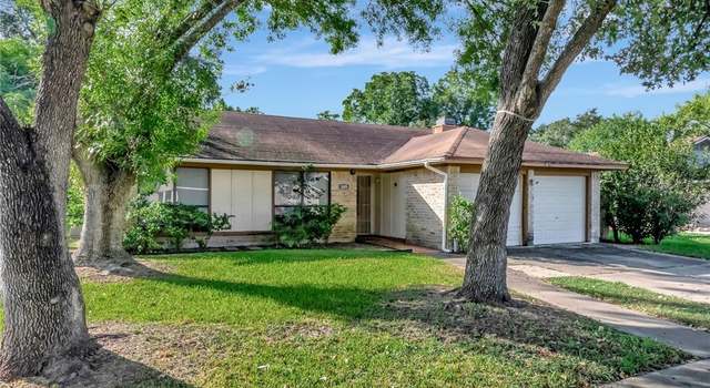 Photo of 105 Concord Ln, Victoria, TX 77901