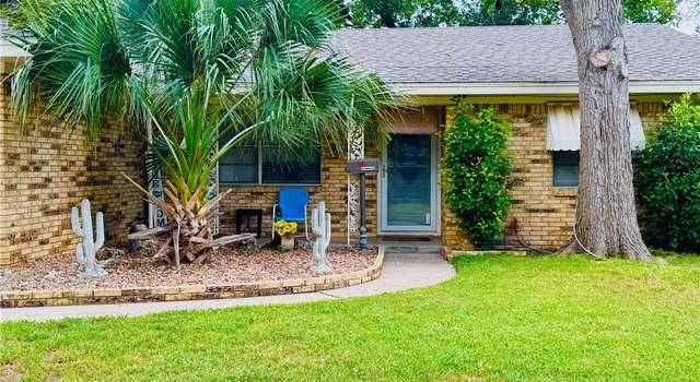 Photo of 118 N 30th St, Gatesville, TX 76528