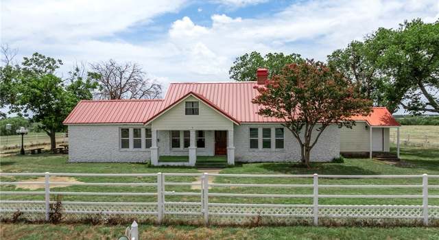 Photo of 7820 Moccasin Bend Rd, Gatesville, TX 76528