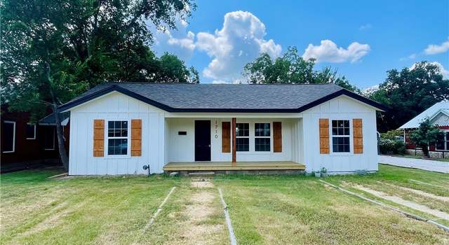 Photo of 1710 Saunders St, Gatesville, TX 76528