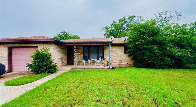Photo of 2405 Oak Dr, Gatesville, TX 76528