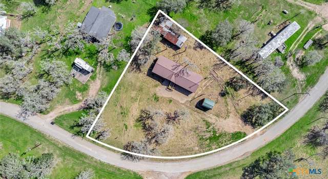 Photo of 233 Chris Thompson Rd, Victoria, TX 77905