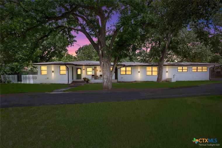 Photo of 2302 Brooklawn Dr Temple, TX 76502