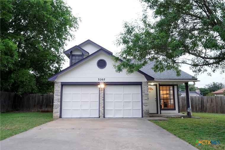 Photo of 3207 Honeysuckle Dr Killeen, TX 76542