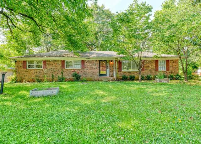 Property at 104 Sunline Pl, Spartanburg, SC 29307, 4 beds, 2.5 baths