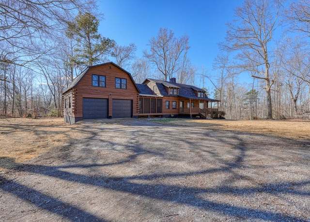 Property at 1455 Shoally Creek Rd, Boiling Springs, SC 29316, 4 beds, 2 baths