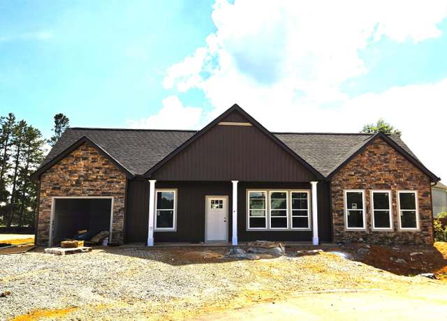 Property at 2135 N November Dr, Boiling Springs, SC 29316, 2 beds, 2 baths