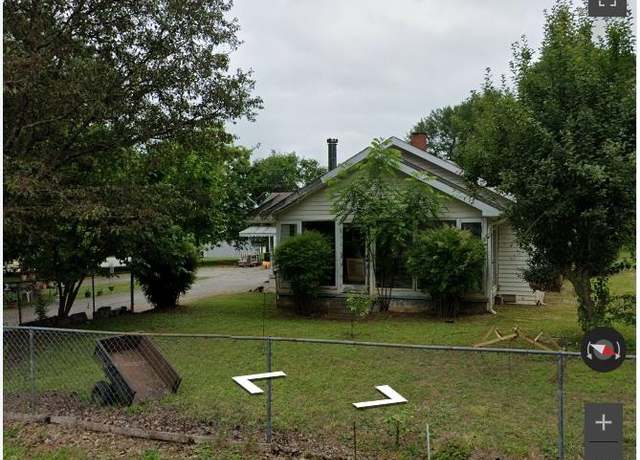 Property at 115 N Texas Ave, Chesnee, SC 23231, 3 beds, 1 bath