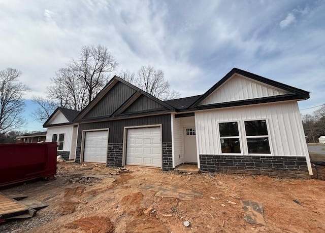 Property at 3615/3617 New Cut Rd, Inman, SC 29349, 6 beds