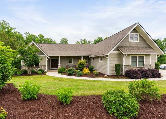 Property at 5 Maxfli Ct, Travelers Rest, SC 29690, 3 beds, 2 baths