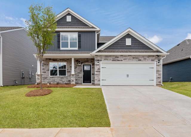 Property at 941 Pineland Dr, Woodruff, SC 29388, 4 beds, 3.5 baths