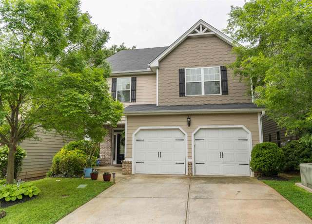 Property at 120 River Valley Ln, Greenville, SC 29605, 4 beds, 2.5 baths