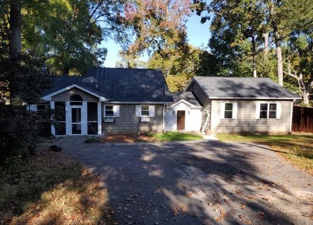 Property at 264 Oliver Dr Dr, Inman, SC 29349, 4 beds, 3 baths