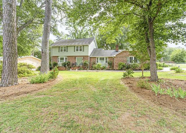 Property at 110 Bedford Rd, Greenwood, SC 29649, 4 beds, 2.5 baths