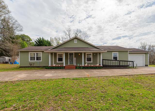 Property at 554 Green River Rd, Gaffney, SC 29341, 4 beds, 3 baths