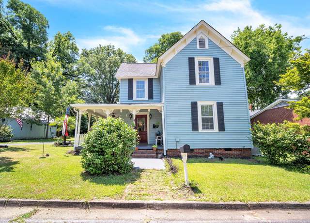 Property at 114 Martin St, Laurens, SC 29360, 3 beds, 2 baths