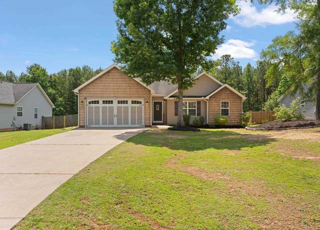 Property at 719 S Bomar Ave, Landrum, SC 29356, 3 beds, 2 baths