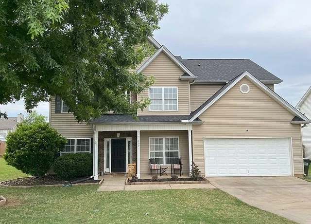 Property at 669 Flintrock Dr, Boiling Springs, SC 29316, 4 beds, 2.5 baths
