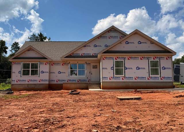 Property at 1008 Patch Dr, Spartanburg, SC 29302, 3 beds, 2 baths