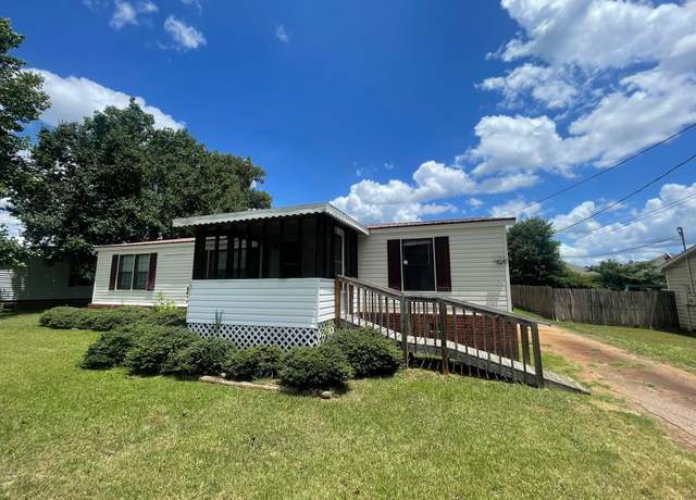Property at 108 Saxon Dr Dr, Piedmont, SC 29673, 3 beds, 2 baths