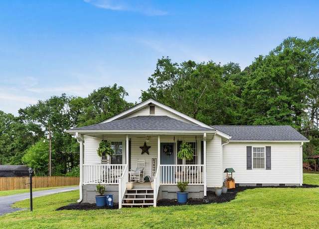 Property at 275 Augusta Rd, Spartanburg, SC 29301, 3 beds, 2 baths
