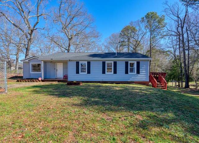 Property at 419 W Centennial St, Spartanburg, SC 29303, 3 beds, 2 baths