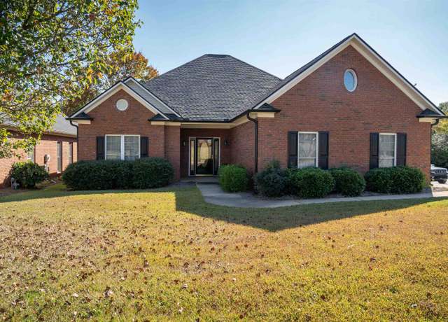 Property at 704 Sweet Meadows Dr Dr, Spartanburg, SC 29307, 2 beds, 2.5 baths