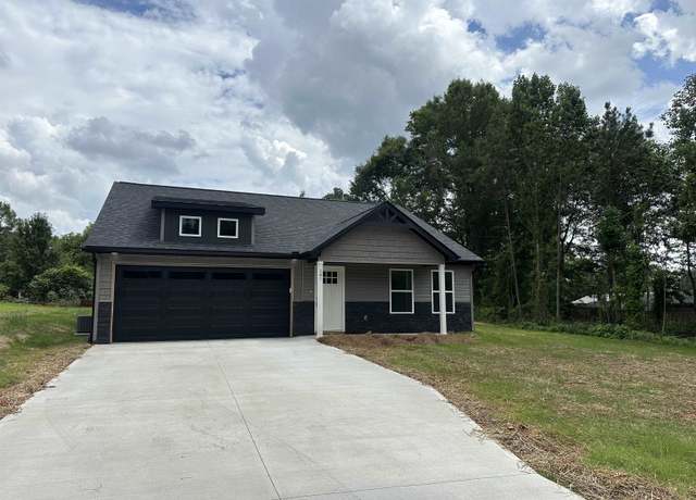 Property at 141 Dendy Dr, Wellford, SC 29385, 3 beds, 2 baths