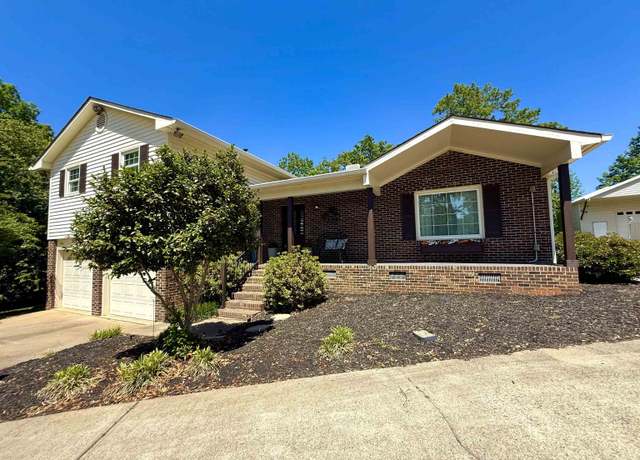 Property at 243 Garden Lakes Dr Dr, Blacksburg, SC 29702, 4 beds, 2.5 baths