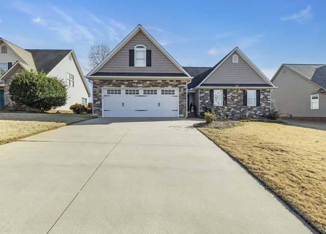 Property at 675 Secretariat Dr, Boiling Springs, SC 29316, 3 beds, 2 baths