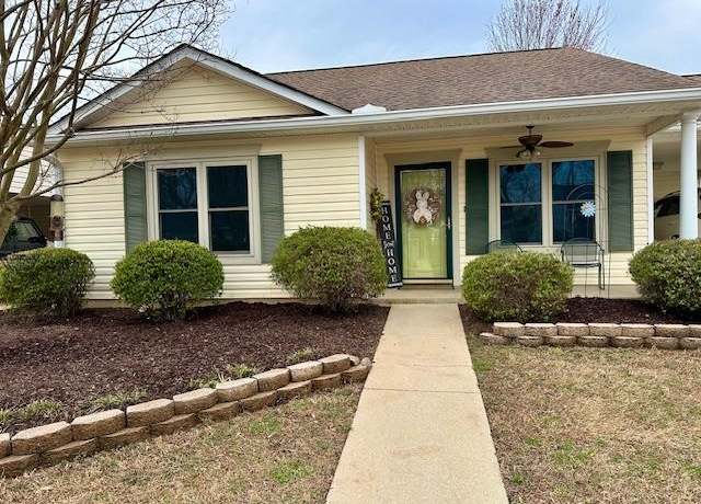 Property at 807 Amarillo Dr, Moore, SC 29369, 2 beds, 2 baths