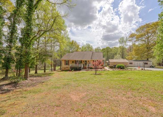 Property at 518 Chiuminetta Dr, Boiling Springs, SC 29316, 3 beds, 2 baths