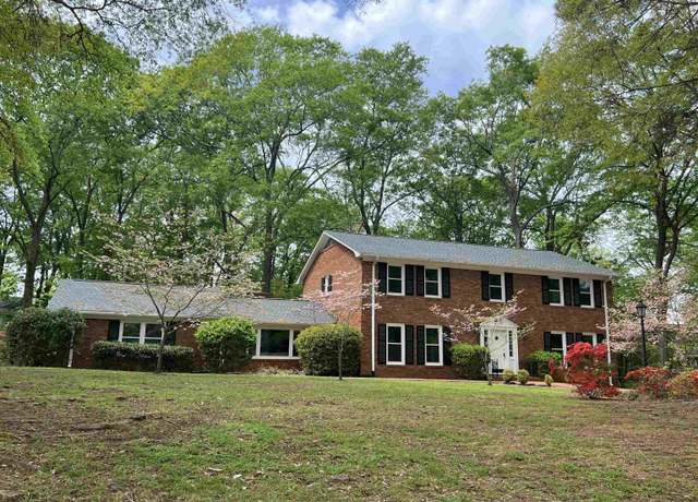 Property at 115 Fernbrook Circle Cir, Spartanburg, SC 29307, 5 beds, 3 baths