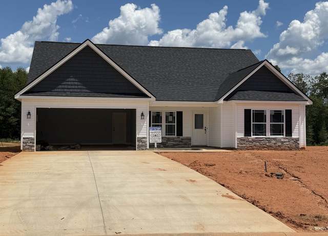 Property at 540 Adventure Isla Way, Campobello, SC 29322, 3 beds, 2.5 baths
