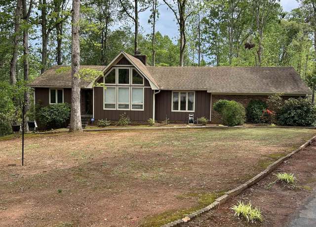 Property at 114 Hunter Ridge Ct, Boiling Springs, SC 29316, 3 beds, 2 baths