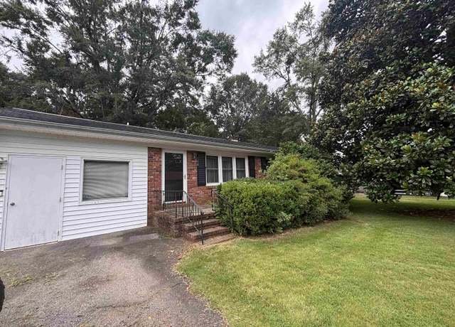 Property at 108 Mcdowell Dr, Boiling Springs, SC 29316, 3 beds, 2 baths