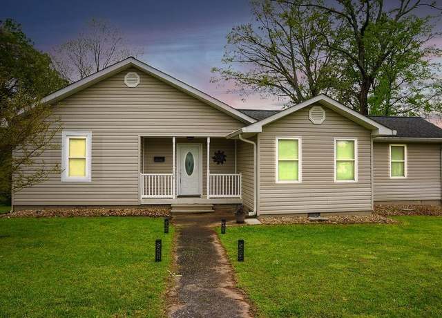 Property at 704 Union St, Gaffney, SC 29340, 3 beds, 2 baths