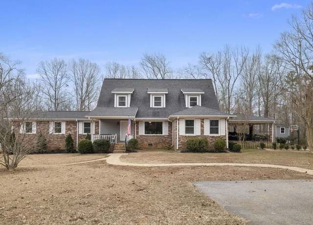 Property at 1155 Mitchell Ln, Boiling Springs, SC 29316, 6 beds, 3 baths