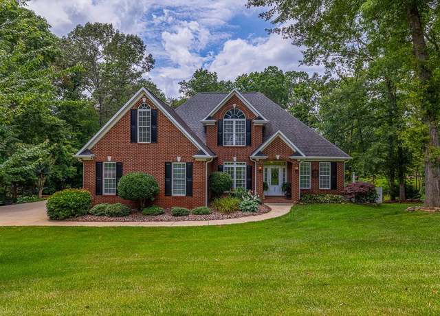 Property at 228 Antrim Ave, Moore, SC 29369, 4 beds, 3.5 baths
