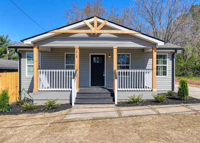 Property at 218 Nichol St, Greenville, SC 29607, 3 beds, 2 baths